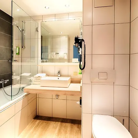 - South By Ihg Отель 4*
