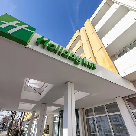 - South By Ihg Отель
