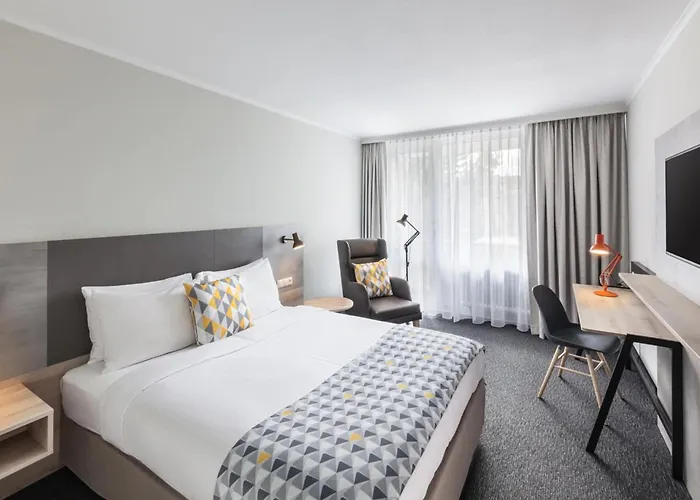 - South By Ihg 4*