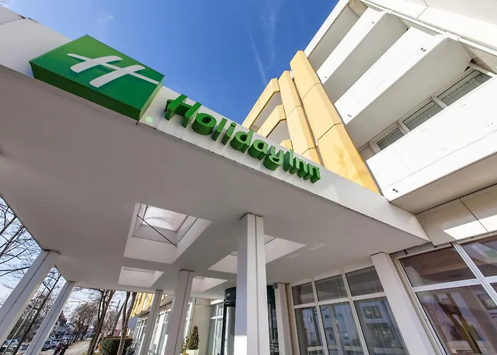 - South By Ihg מלון