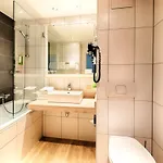 - South By Ihg Hotel 4*