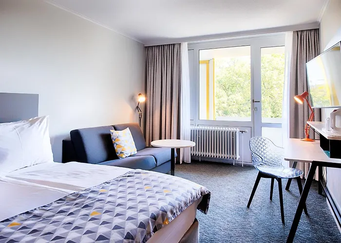 - South By Ihg Hotel München