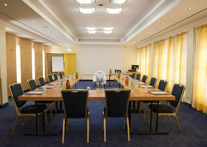 - South By Ihg Hotel 4*