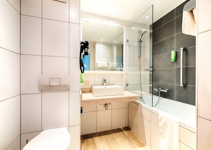 - South By Ihg 4*